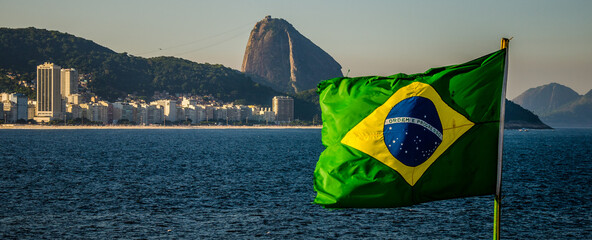 brazilian flag and the sugar loaf