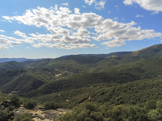 Paysage de montagne dans les Cévennes, vue aérienne