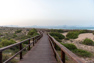 Fototapeta na wymiar playa virgen dunas arenales del sol alicante valencia