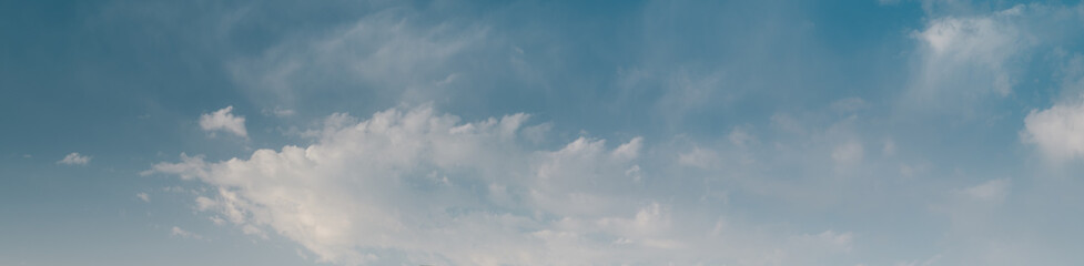Fototapeta na wymiar panorama of cloudy sky