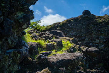 富山県富山市の猿倉山、御前山、小佐波御前山を登山する風景 Scenery of climbing Sarukura Mountain, Gozen Mountain, and Ozanami Gozen Mountain in Toyama City, Toyama Prefecture. 