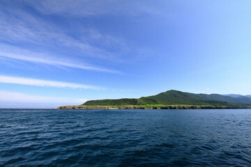 【北海道】知床の断崖と知床連山
