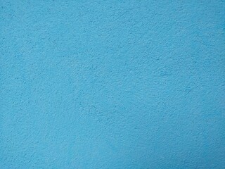 Concrete walls with unique patterns are used to protect against bumps and hazards, used in vintage designs.