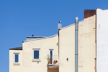 Fototapeta na wymiar Wohngebäude, Altbau, Mehrfamilienhaus, Hinterhof, Sankt Pauli, Hamburg, Deutschland, Europa