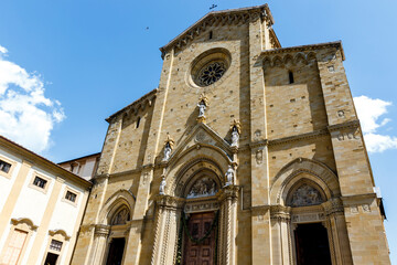 Fototapeta na wymiar Duomo di Arezzo cathedral in the historic center of Arezzo, Tuscany, Italy, Europe
