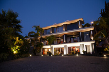 Fototapeta na wymiar Luxury villa