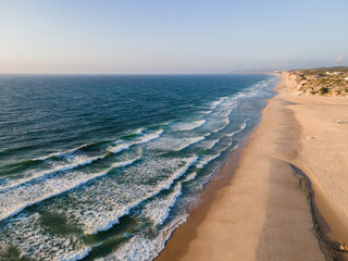 Fototapeta na wymiar Praia dEl Rey and the Atlantic Ocean, Portugal