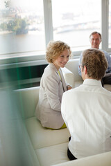 Obraz premium Business people sitting in meeting