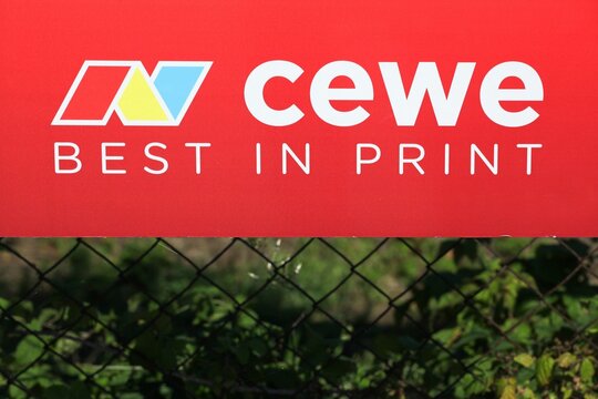 Cewe Images – Browse 15 Stock Photos, Vectors, and Video | Adobe Stock