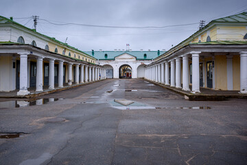 Fototapeta na wymiar May 10, 2021 Kostroma. Vintage shopping arcade with columns