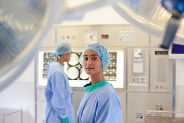 Fototapeta premium Surgeon standing in operating room