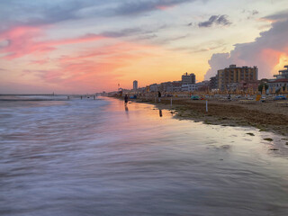 Fototapeta premium Summer sunset in Lido di Jesolo