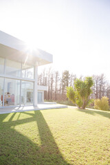 Naklejka premium Modern building overlooking manicured lawn