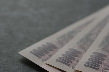 お金（３万円）