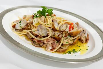 Spaghetti alle vongole, clam sauce pasta