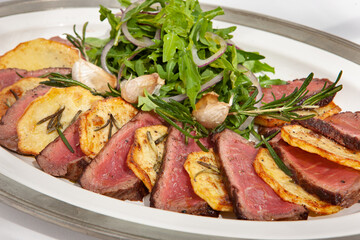 italian roast beef with fried zucchini and arugula