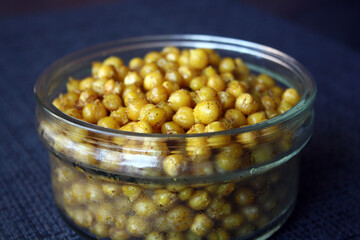 Roasted chickpeas with spices. Appetizer for drinks.