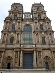 Fototapeta na wymiar Cathédrale Saint-Pierre - Rennes