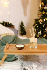 Wood candle holders. Woden decor ideas. Winter candlestick. Homemade christmas decorations.