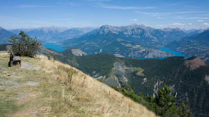 Naklejka premium Serre Ponçon lake
