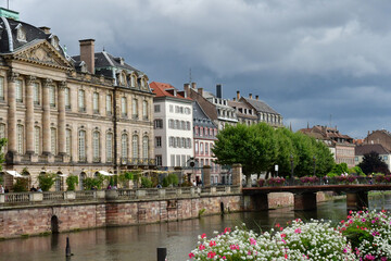 Fototapeta na wymiar Strasbourg, France - august 28 2021 : picturesque city centre