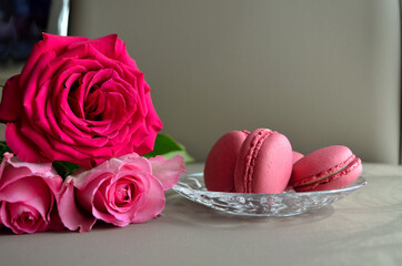 Rose e macarons