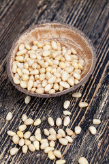 peeled pine nuts of small size