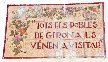 cartel anuncio en ceramica en el santuario de de los Ángeles, Els Angels, Cima de Puig Alt, Sant Marti Vell, Girona, Catalunya, España, Europa