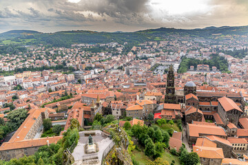 Fototapeta na wymiar Le Puy-en-Velay, Haute-Loire, Auvergne, Massif Central, France : The Cathedral and the city