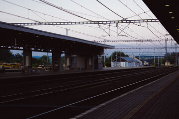 Fototapeta premium train station in the morning