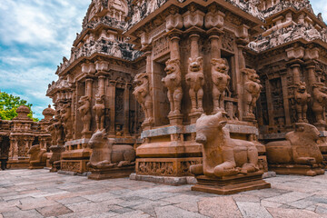 Beautiful Pallava architecture and exclusive sculptures at The Kanchipuram Kailasanathar temple, Oldest Hindu temple in Kanchipuram, Tamil Nadu - One of the best archeological sites in South India