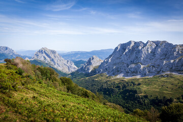 Naklejka premium urkiola national park landscape