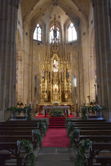 Fototapeta premium Hondarribia, Spain - 29 Aug 2021: Interior of the Church of Santa Maria in old town Hondarribia, Basque Country, Spain