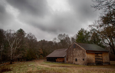 Fototapeta premium Antique home in the woods 