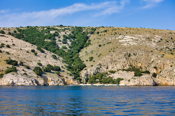 Fototapeta na wymiar a small bay with ships in croatia 