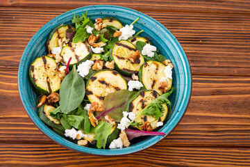 Grilled green zucchini salad