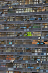 Pr&eacute;dio com muitas janelas no centro de S&atilde;o Paulo - Brasil. 