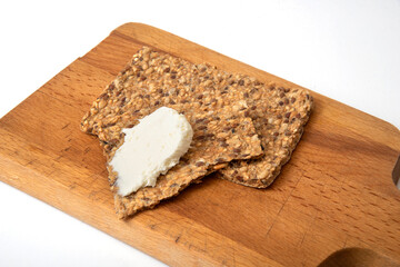 Gluten free crackers and cheee