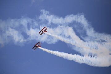 biplanes