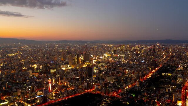 大阪タイムラプス　夕暮れから夜景　躍動する街