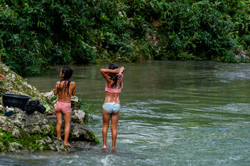 rio Cuatro Chorros, Lancetillo - La Parroquia, Franja Transversal del Norte , departamento de ...
