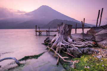 Fototapeta na wymiar lago de Atitlán, Sololá Guatemala, America Central
