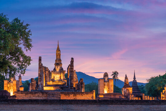 wat mahathat, sukhothai, thailand
