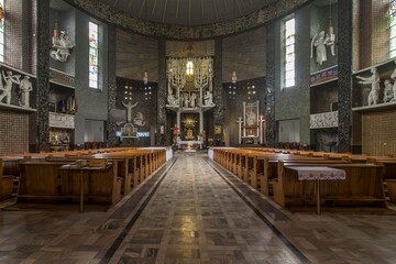 kościół, wnętrze, katolicki, szeroki kąt, świątynia, ołtarz, prezbiterium 