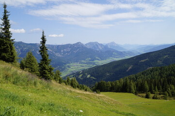 Fototapeta na wymiar beautiful alpine landscape of the Dachstein region in Austria