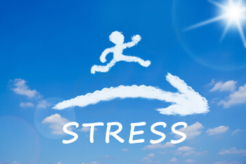 ストレスフリーになる為ストレスを乗り越えるジャンプをするイメージ