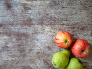 red apple on wooden background