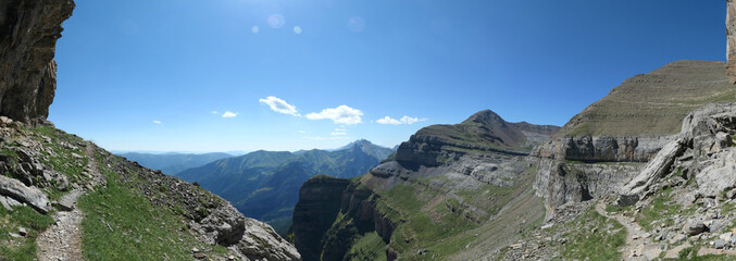 Faja de las Flores © bart47