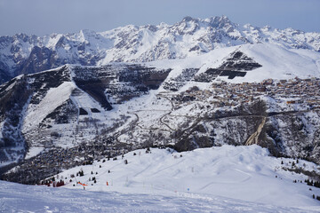 panoramic view alpe d'huez ski resort france from slopes