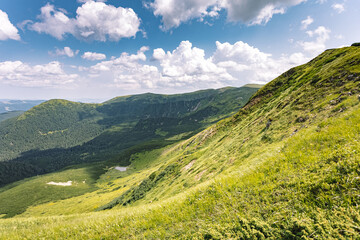 Fototapeta premium endless landscapes of mountain peaks. summer vacation in the mountains.